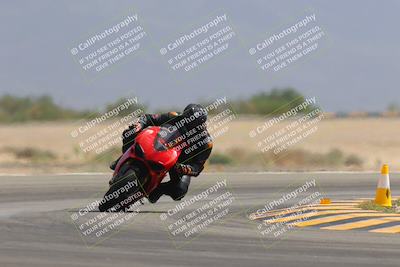 media/Sep-30-2023-SoCal Trackdays (Sat) [[636657bffb]]/Turn 15 (1120am)/